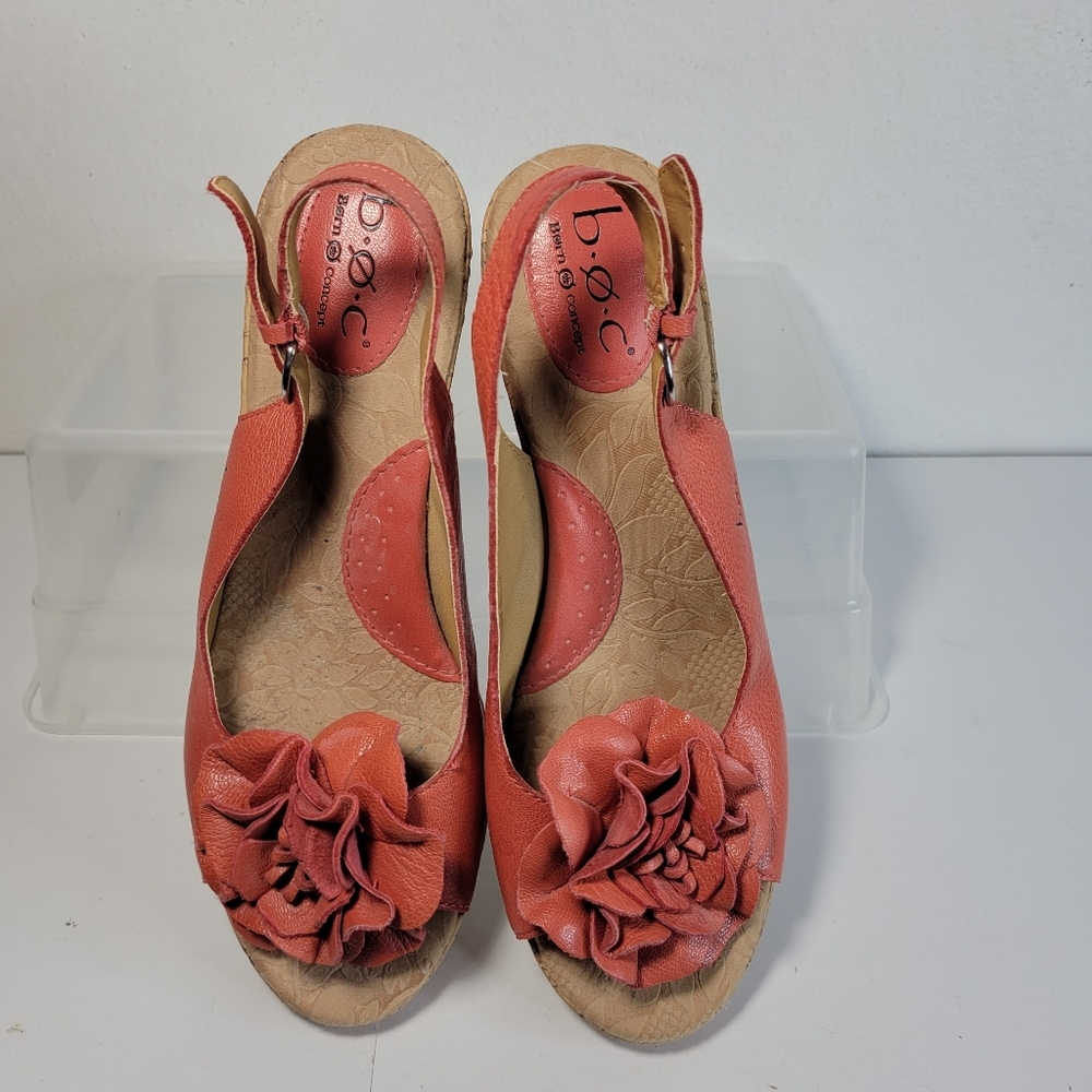 Womans B O C Born Concepts Pink Sling Back Peep toe Wedge sandals Size 9